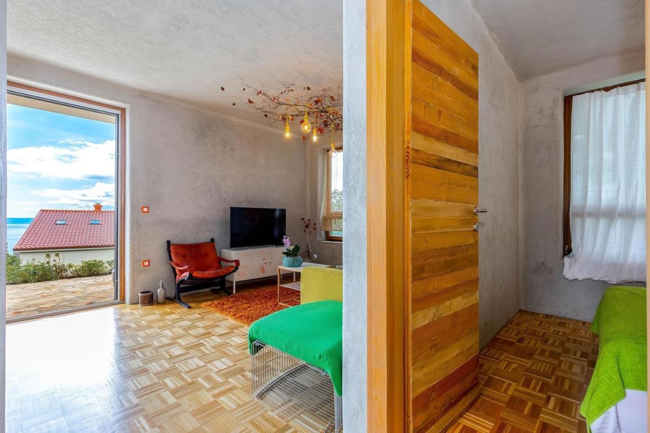 Villa Orange, Small House In A Pine Forest กอสเตรนา ภายนอก รูปภาพ