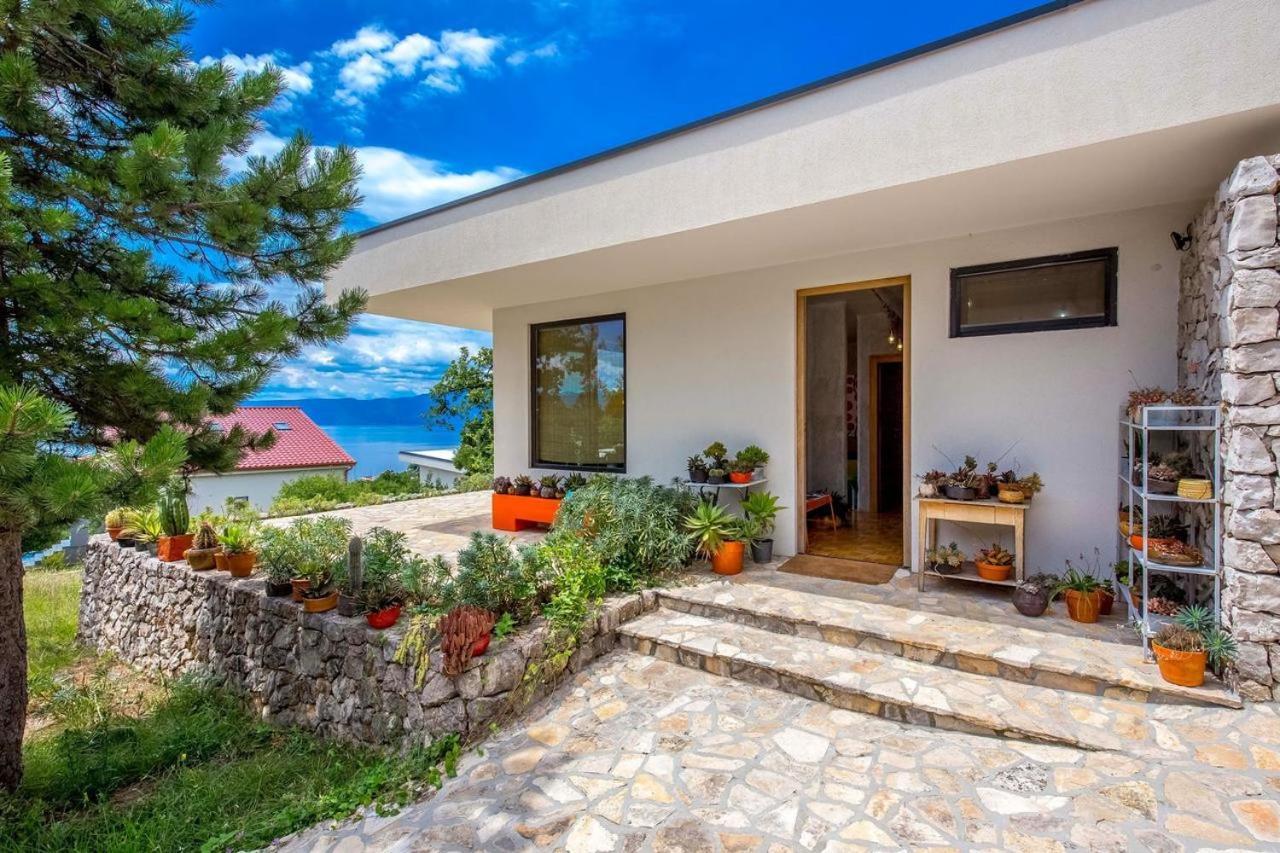 Villa Orange, Small House In A Pine Forest กอสเตรนา ภายนอก รูปภาพ